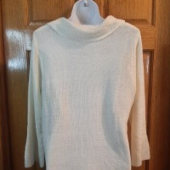 Women's sweater - Picture 14 of 16